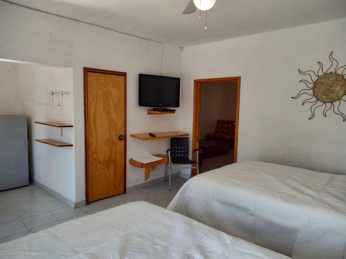 Hotel Alcatraces El Pueblito  エクステリア 写真