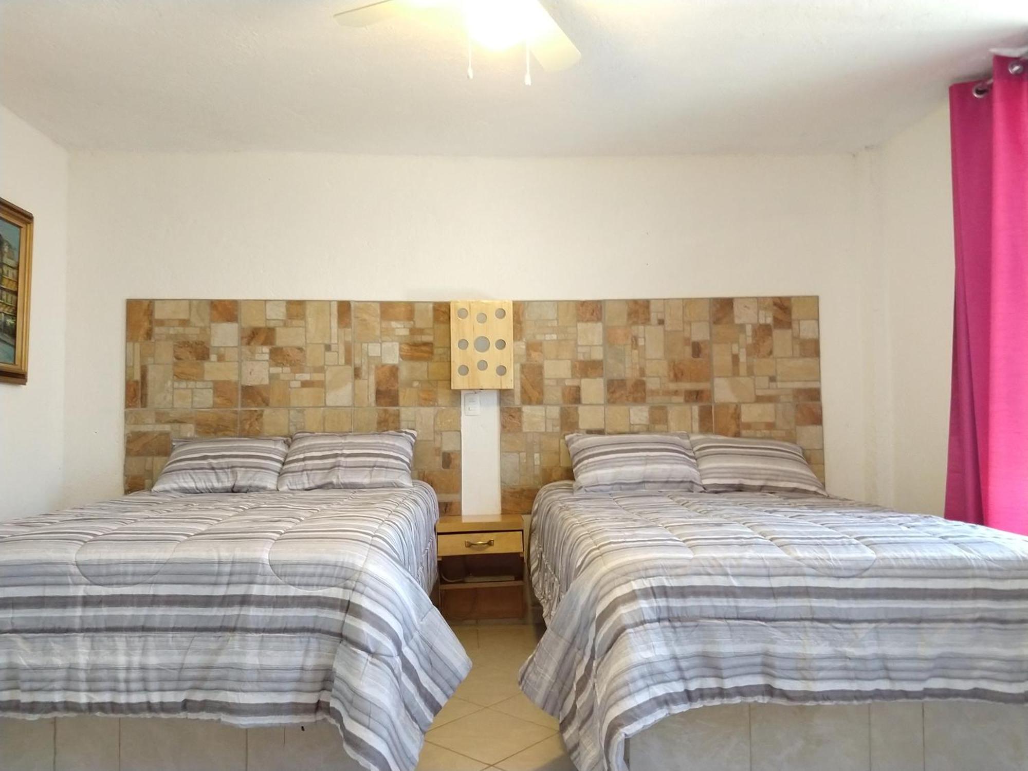 Hotel Alcatraces El Pueblito  エクステリア 写真